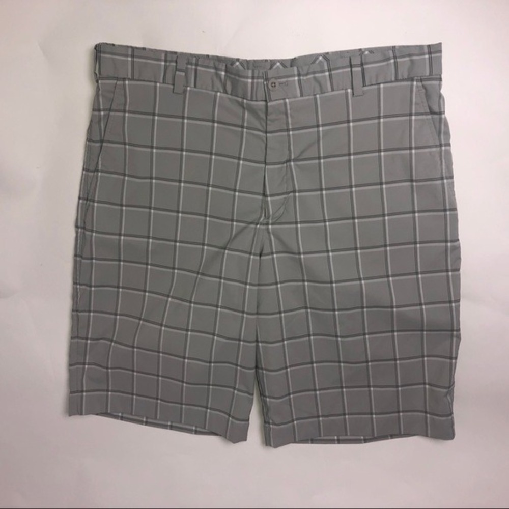 Nike Golf Shorts‎ Men's 36 Gray Plaid Flat Front Athletic Sporty
